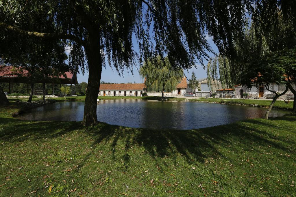 Bed and Breakfast Domaine De Collen Lepine  Экстерьер фото